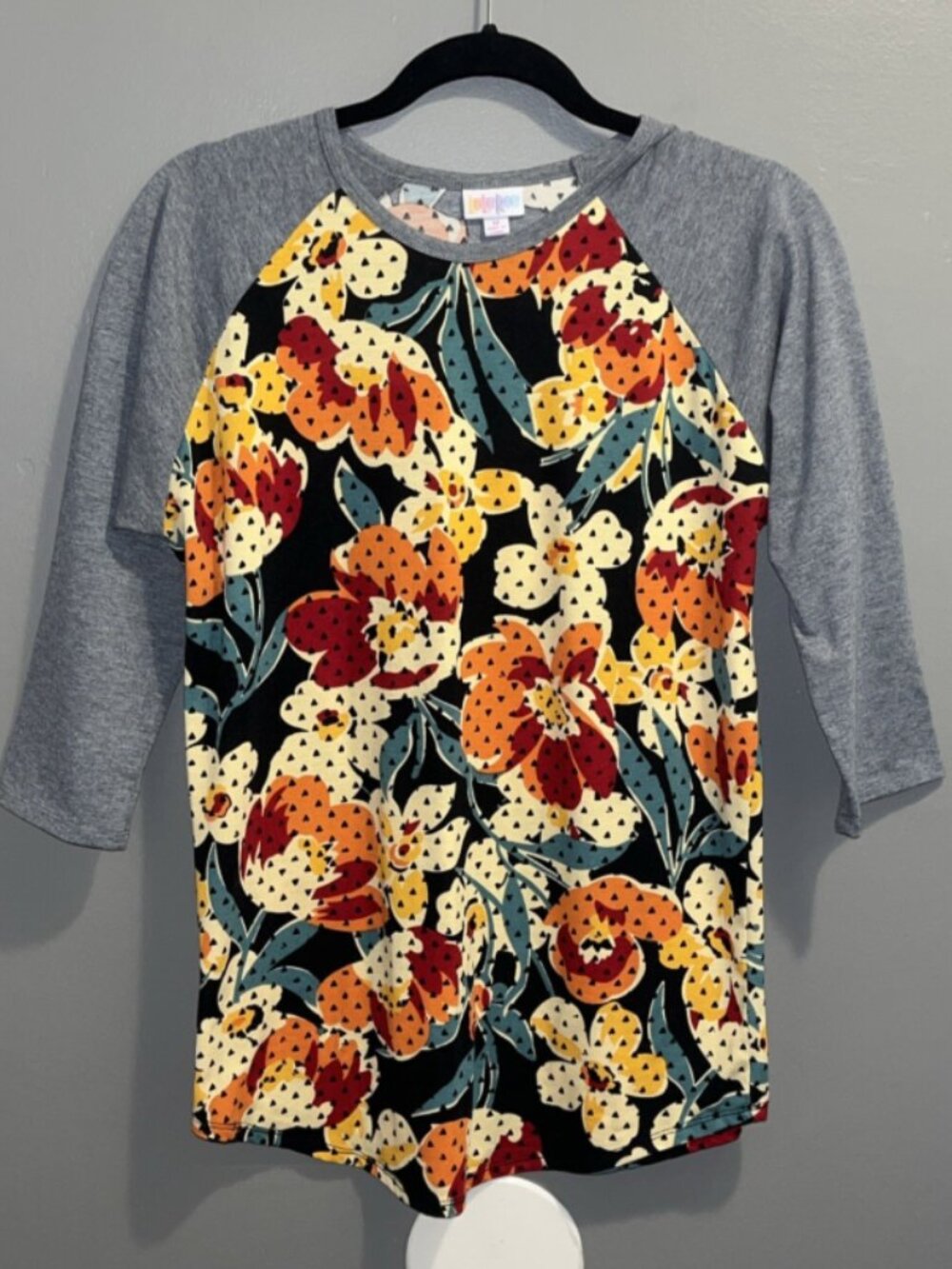 Lularoe Randy Floral Raglan Tee Womens M 3/4 Sleeve Top Stretch Knit